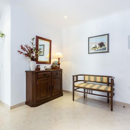 Vacation Retreat Near The Beach #1920 Lagos Bagian luar foto